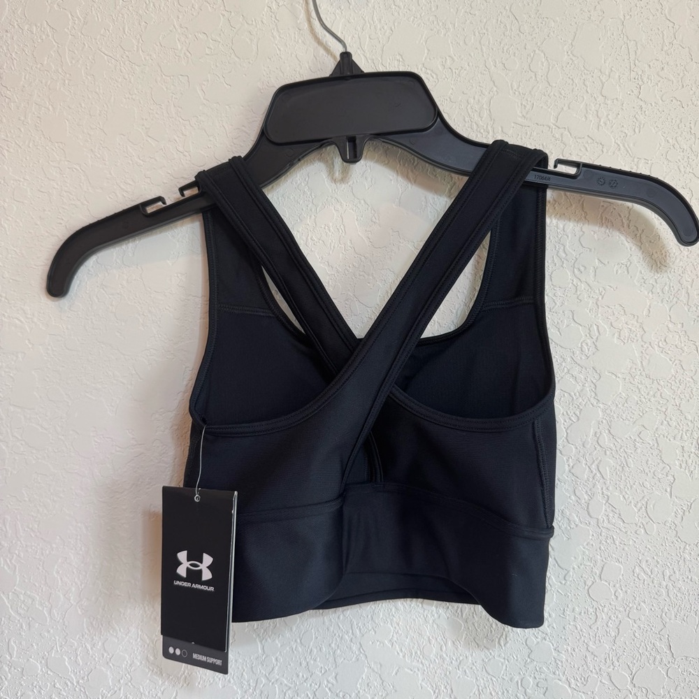 Under Armour Women's Black Sports Bra /Top- XS P0168 - Picture 2 of 5